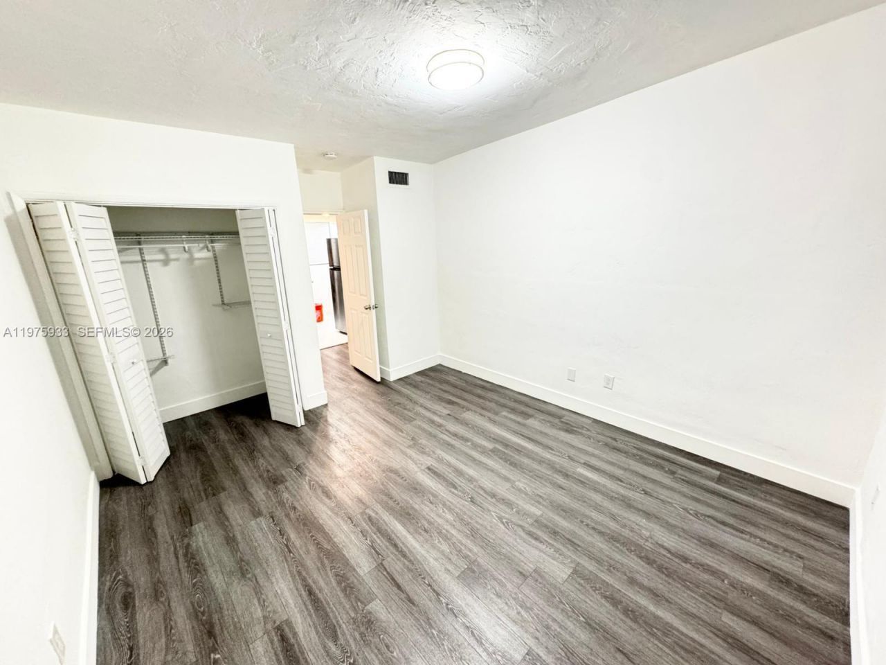 7435 Byron Ave , Unit 07, Miami Beach, FL 33141 Photo