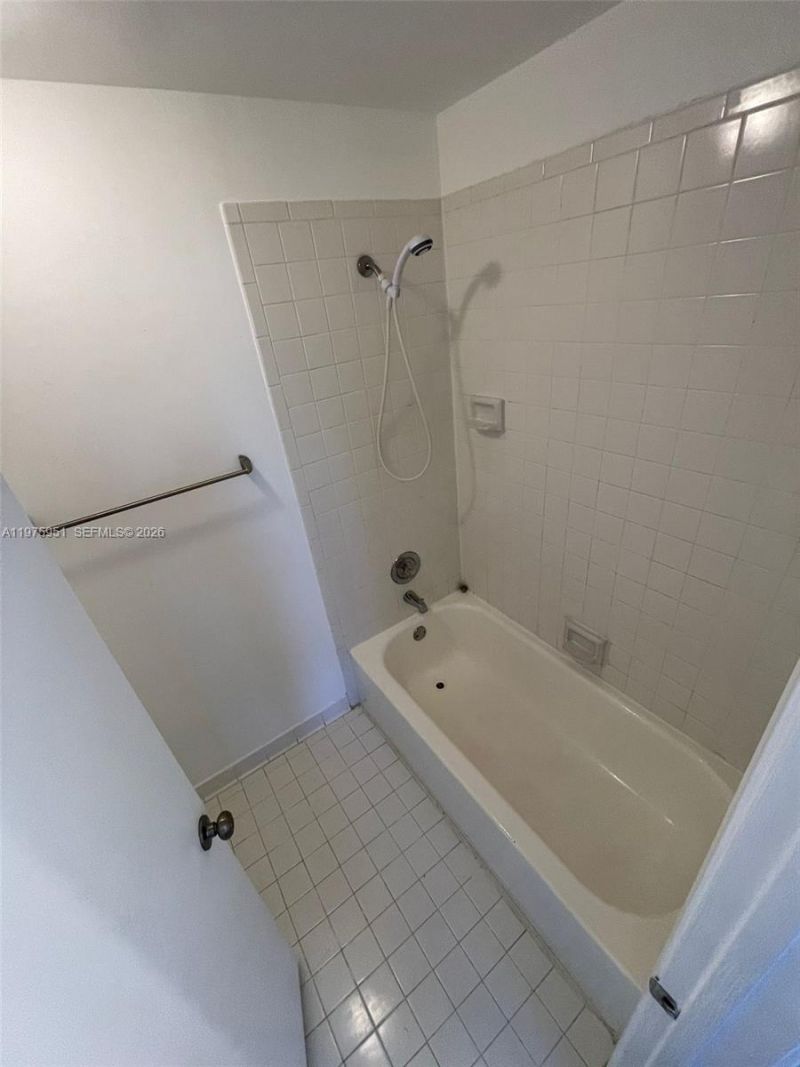 14208 Glenmoor Dr , Unit 14208, West Palm Beach, FL 33409 Photo