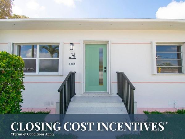 3200 SW 2nd St , Miami, FL 33135