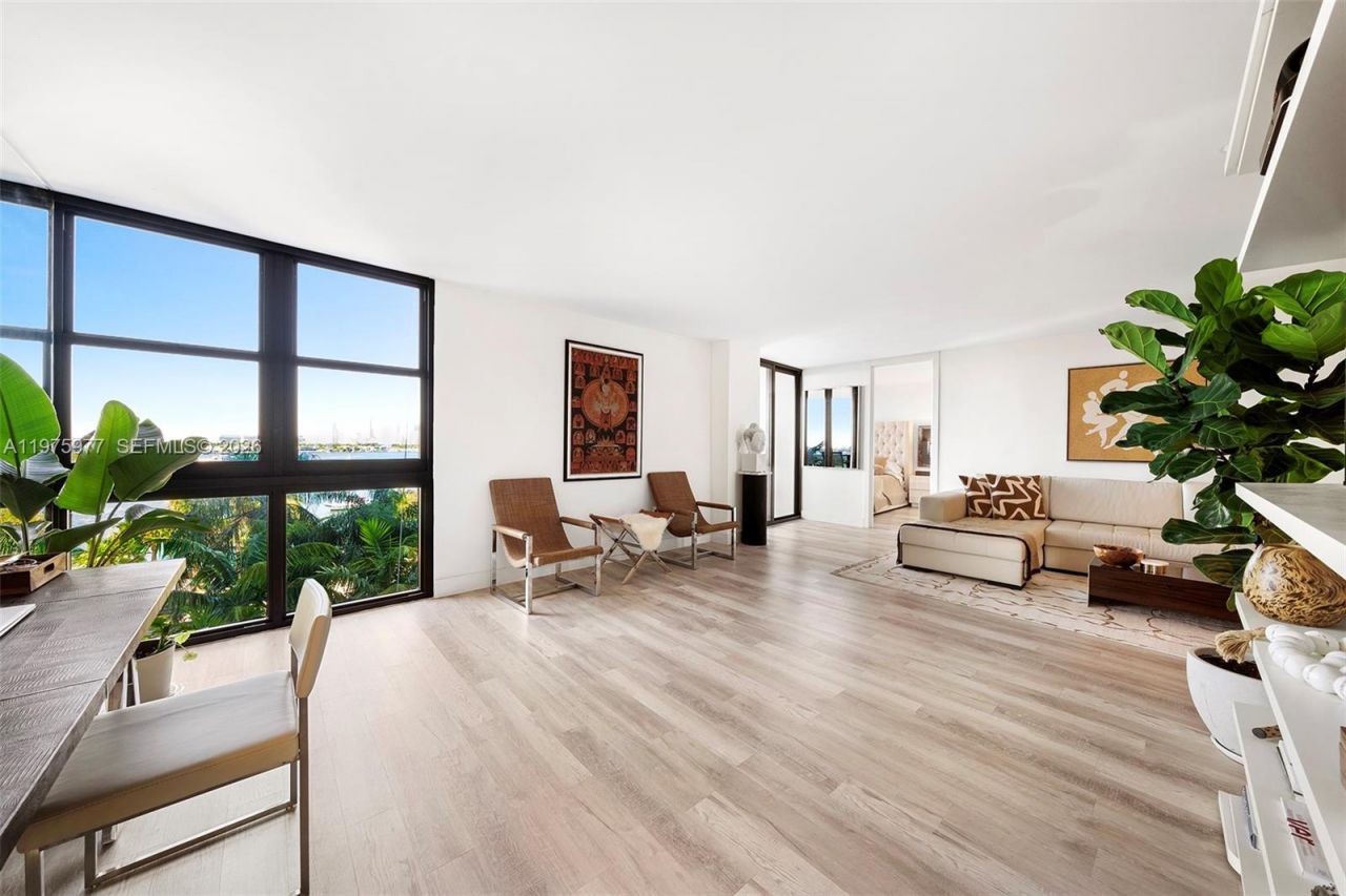 9 Island Ave , Unit 702, Miami Beach, FL 33139 Photo