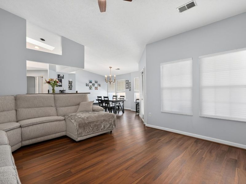 7075 Glen Kerry Court, Florence, KY 41042 Photo 3