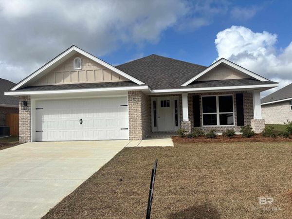 627 Mayflower Drive, Foley, AL 36535