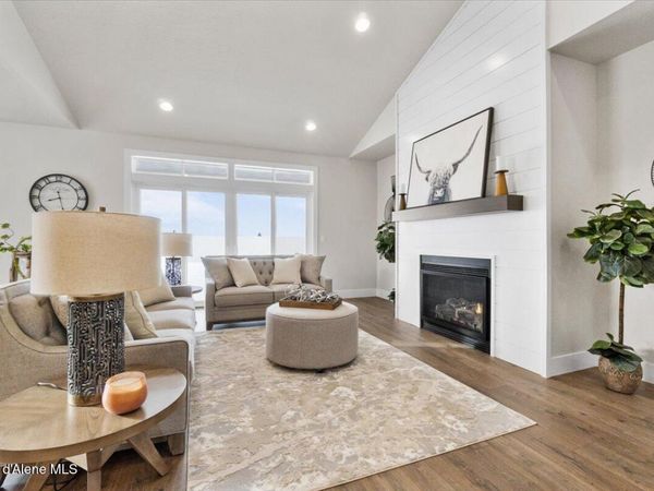 2976 N Cassiopeia St, Post Falls, ID 83854