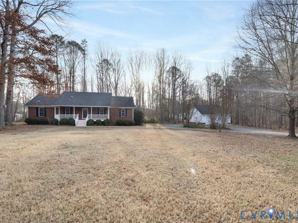 9281 Forestdale DR , Amelia Courthouse, VA 23002