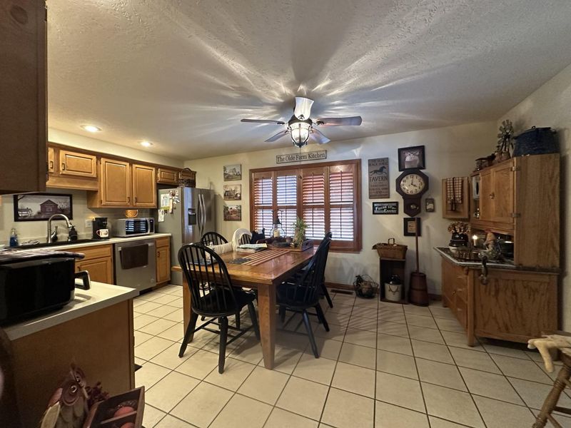 918 Stratford Drive, Greenville, OH 45331 Photo 12