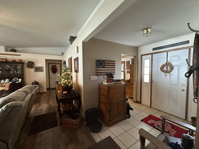 918 Stratford Drive, Greenville, OH 45331 Photo 7