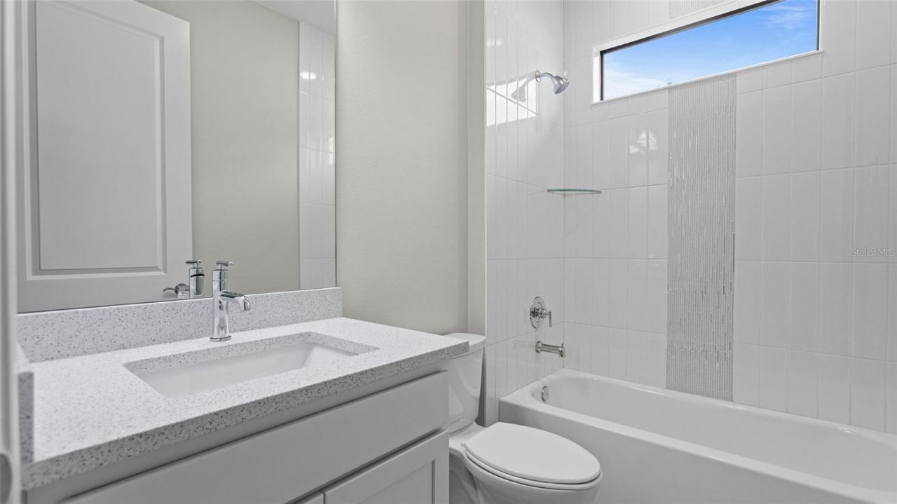 18075 Cresswind Terrace, Lakewood Ranch, FL 34211 Photo