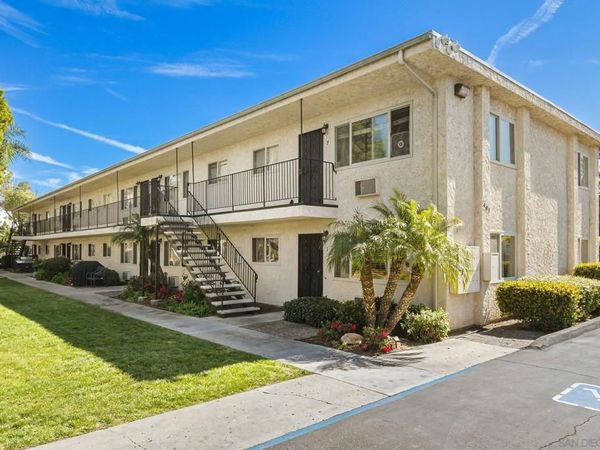 403 Emerald Ave, Unit APT 8, El Cajon, CA 92020