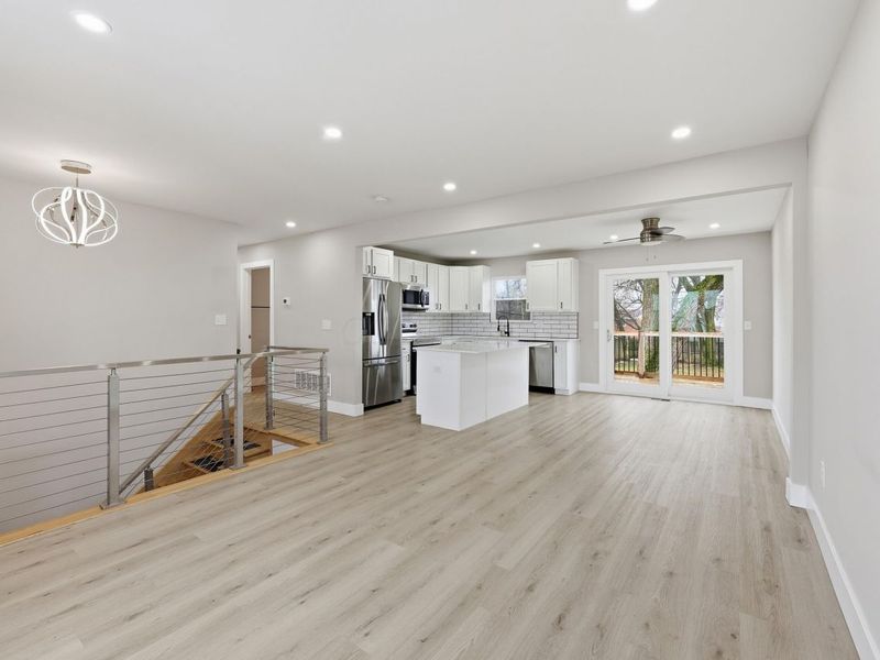 299 Lombard Road , Columbus, OH 43228 Photo 12