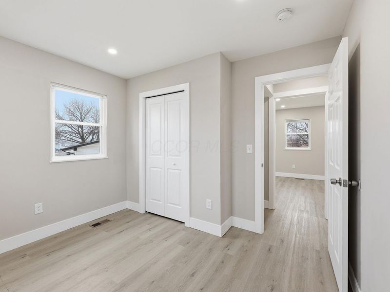 299 Lombard Road , Columbus, OH 43228 Photo 19