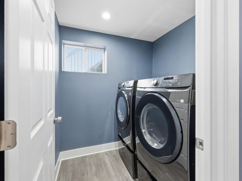 299 Lombard Road , Columbus, OH 43228 Photo 28