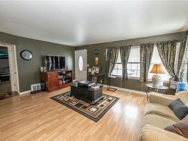 1222 Oakhill Avenue, Fairborn, OH 45324