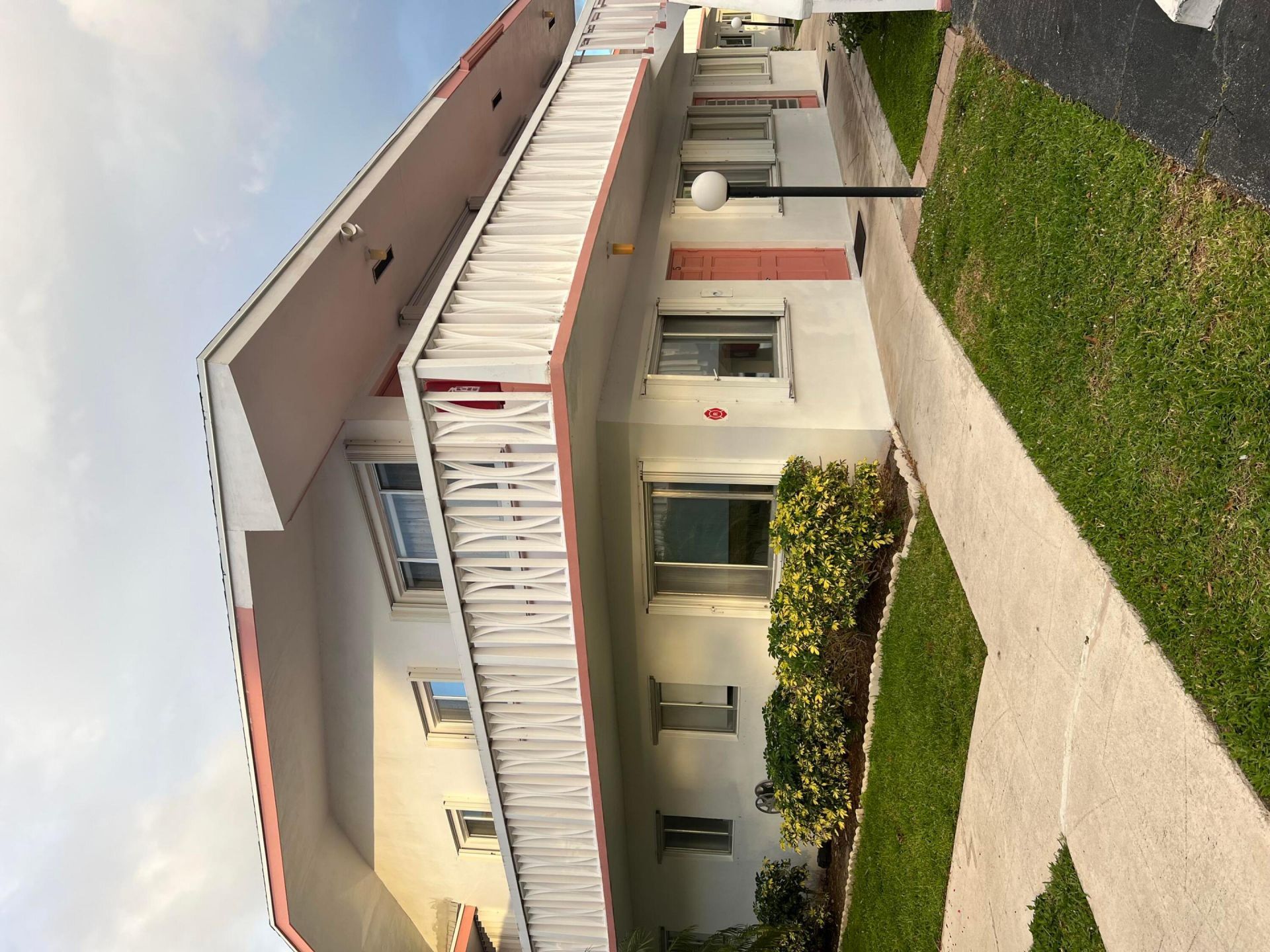 2286 Lake Osborne Drive, Unit 16, Lake Worth Beach, FL 33461 Photo