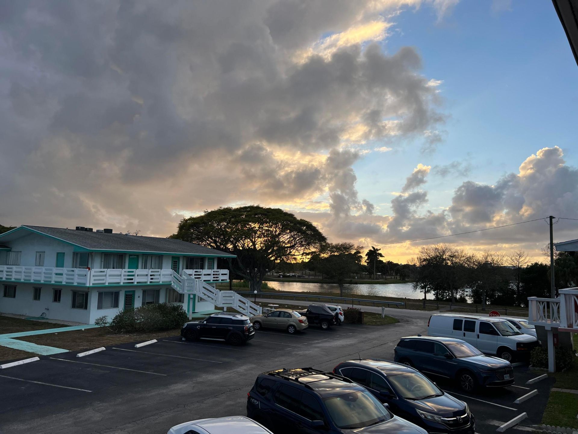 2286 Lake Osborne Drive, Unit 16, Lake Worth Beach, FL 33461 Photo