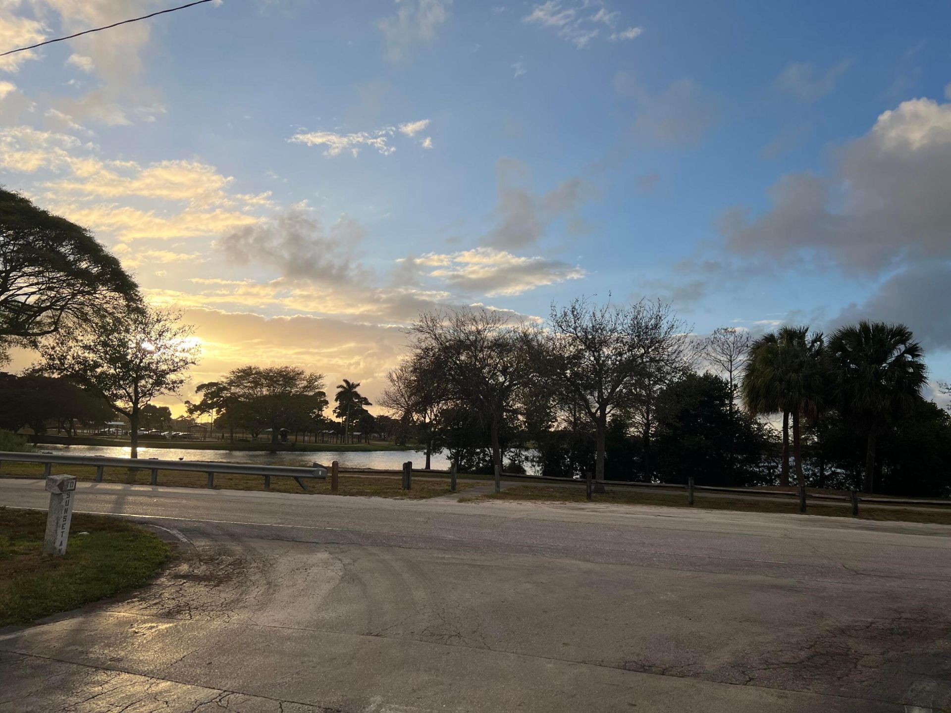 2286 Lake Osborne Drive, Unit 16, Lake Worth Beach, FL 33461 Photo