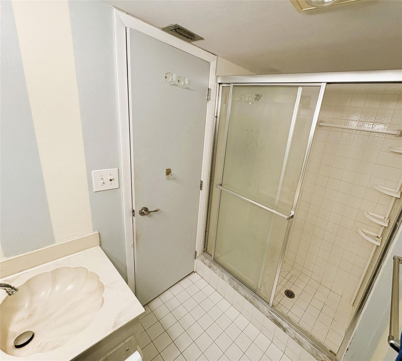 3940 Inverrary Boulevard, Unit 701a, Lauderhill, FL 33319 Photo