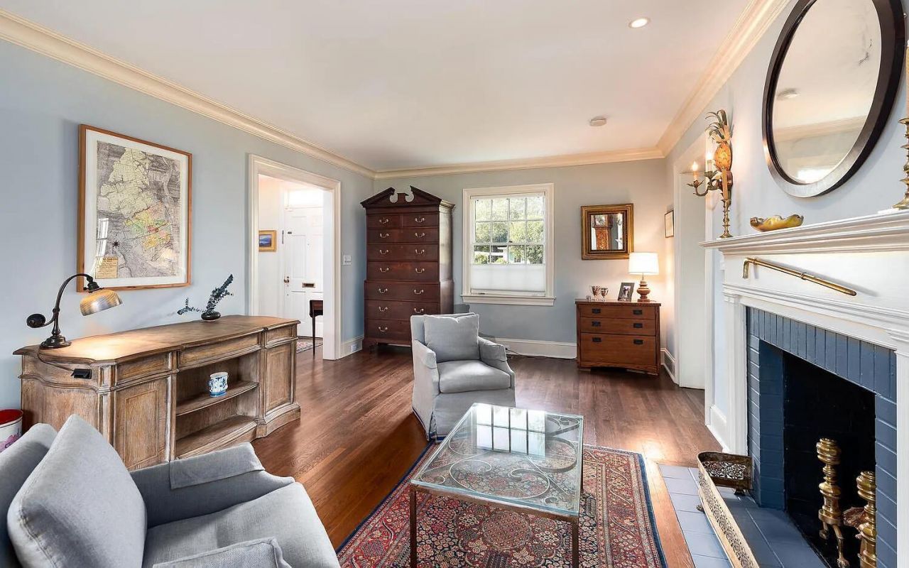 32 Jamestown Road Photo 14