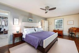 32 Jamestown Road photo 4