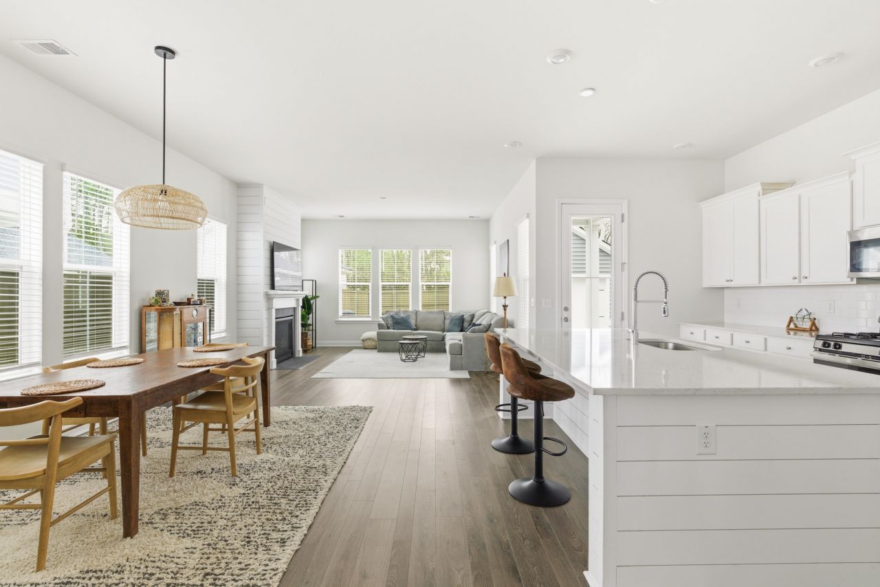 2919 Wilson Creek Lane Photo 11