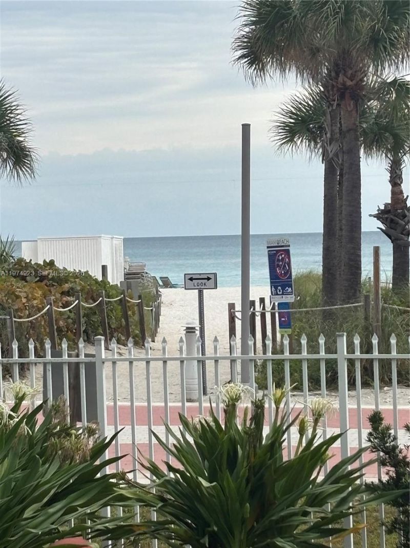 5845 Collins Ave , Unit 106, Miami Beach, FL 33140 Photo