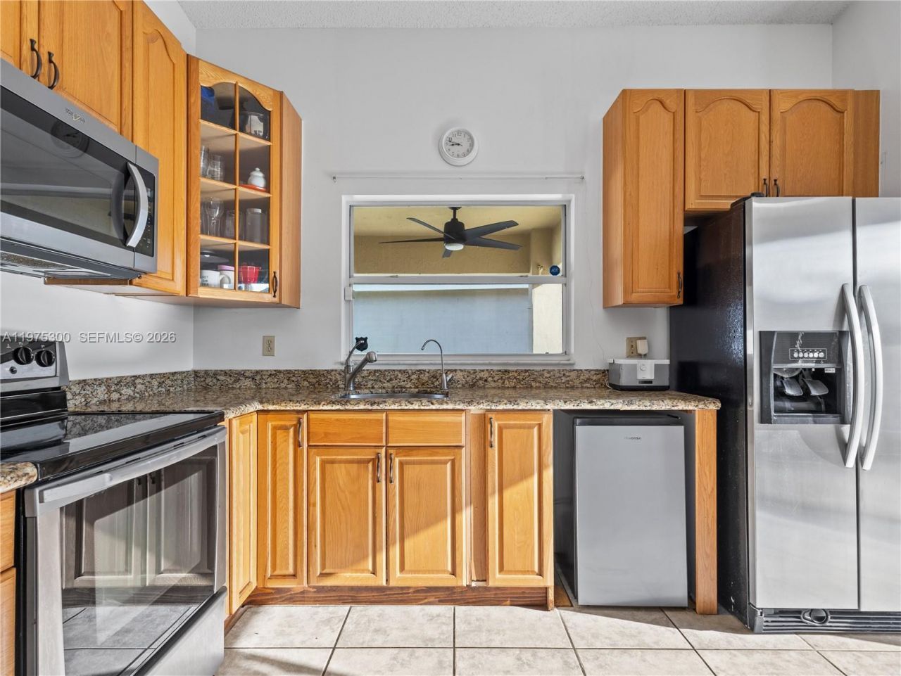 216 W Riverbend Dr , Sunrise, FL 33326 Photo