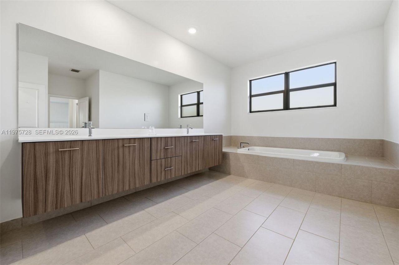 4409 SW 173rd Ave, Miramar, FL 33029 Photo