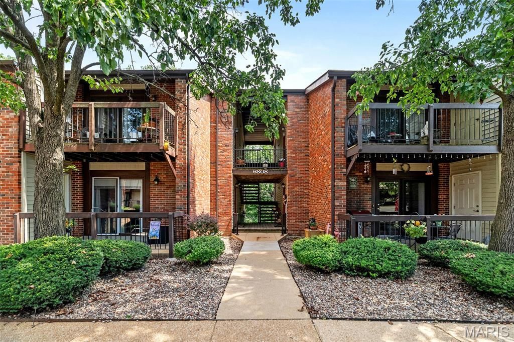6808 Cottage Grove Lane , Unit I, Saint Louis, MO 63129 Main Photo