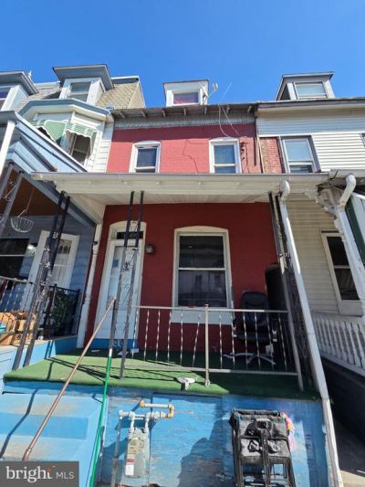 1147 Locust Street, Reading, PA 19604 Main Photo