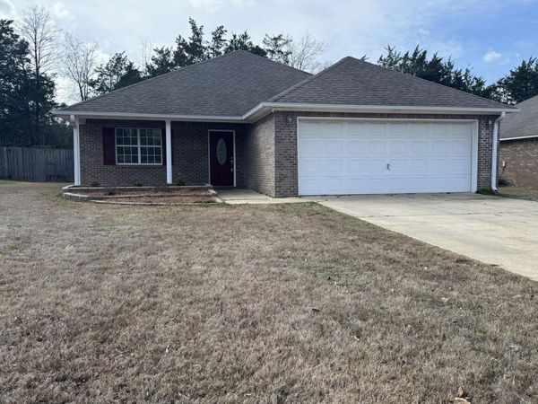 125 Saint Thomas Dr., Guntown, MS 38849