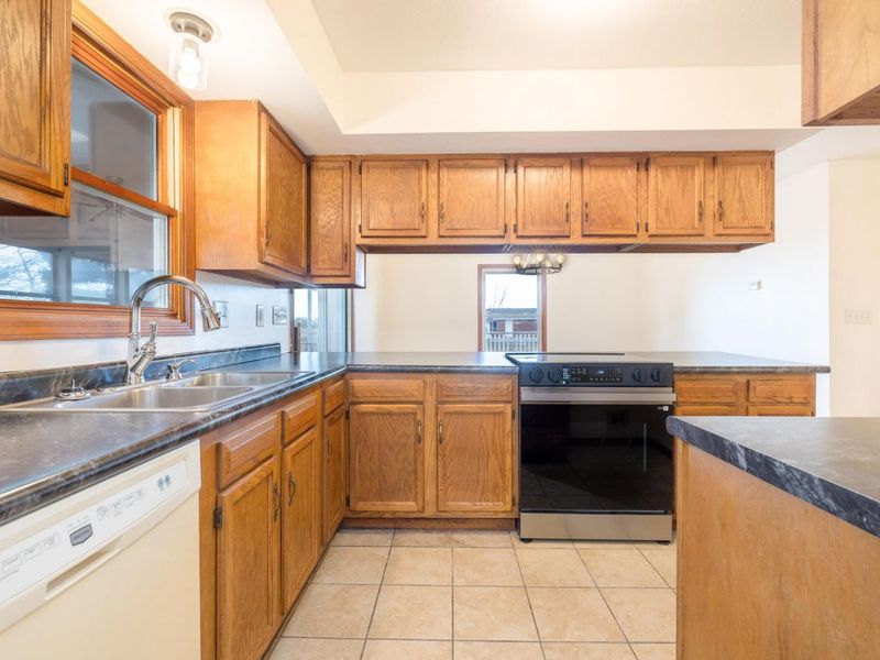 6990 Sunfish Drive, Huntsville, OH 43324 Photo 12