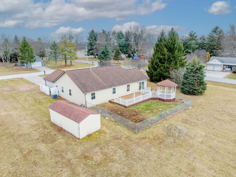 6990 Sunfish Drive, Huntsville, OH 43324 Photo 3