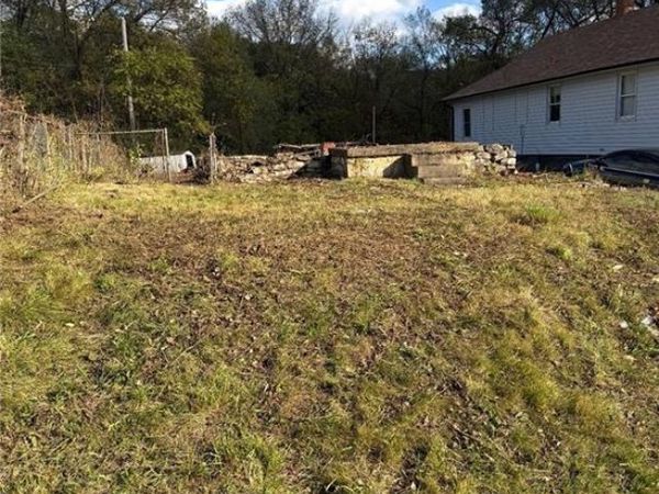 5709 Jackson Avenue, Kansas City, MO 64130