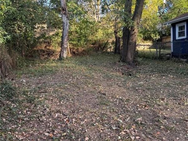 4513 S Benton Avenue, Kansas City, MO 64130