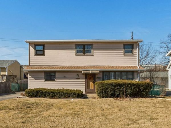 2956 Rhodes Avenue , Melrose Park, IL 60164