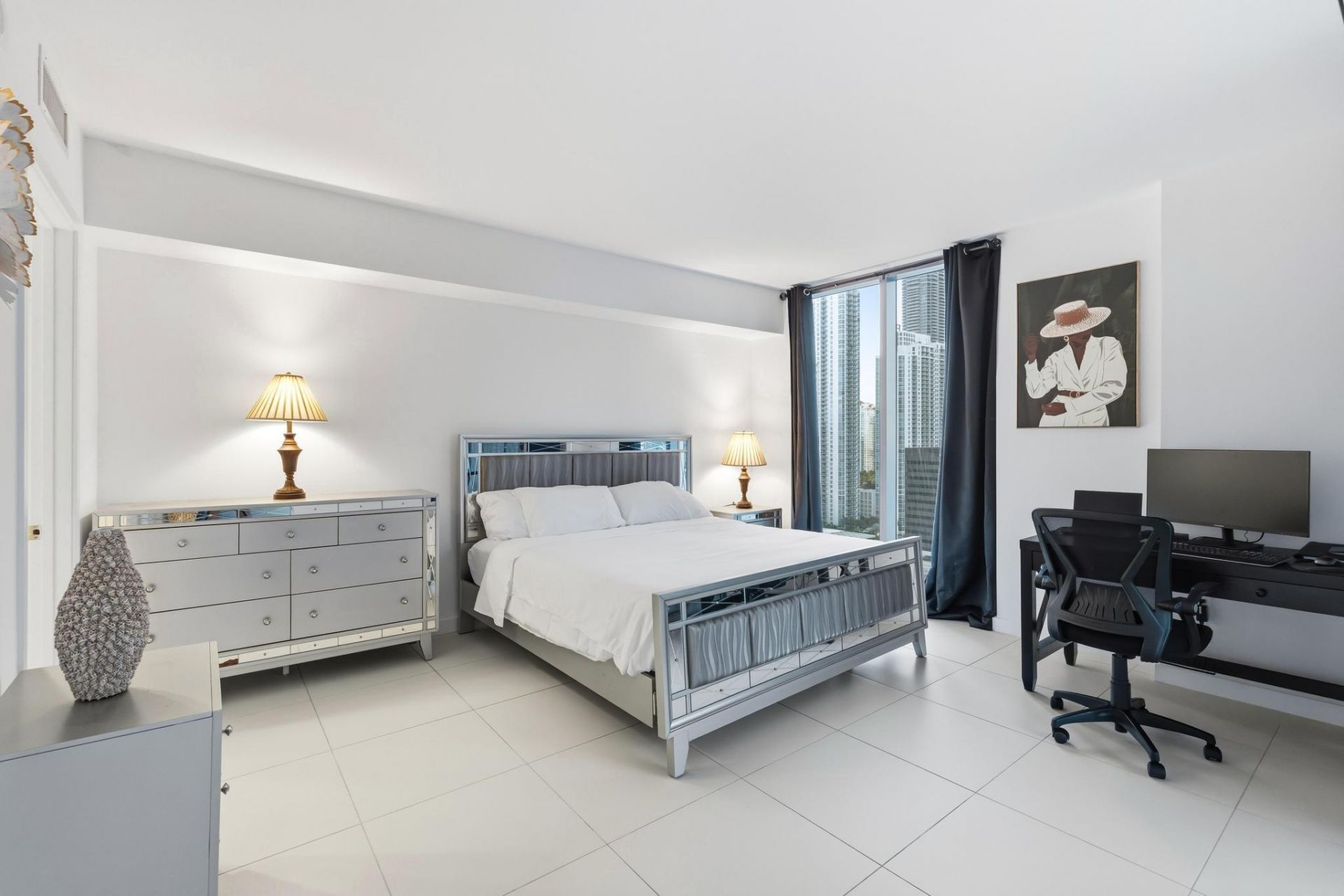 31 SE 6th Street, Unit 2601, Miami, FL 33131 Photo