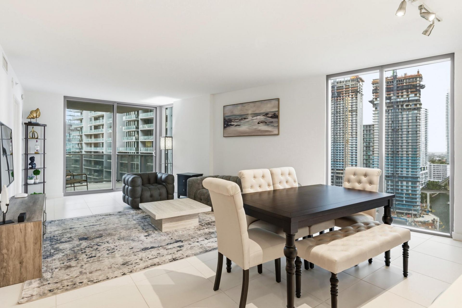 31 SE 6th Street, Unit 2601, Miami, FL 33131 Photo