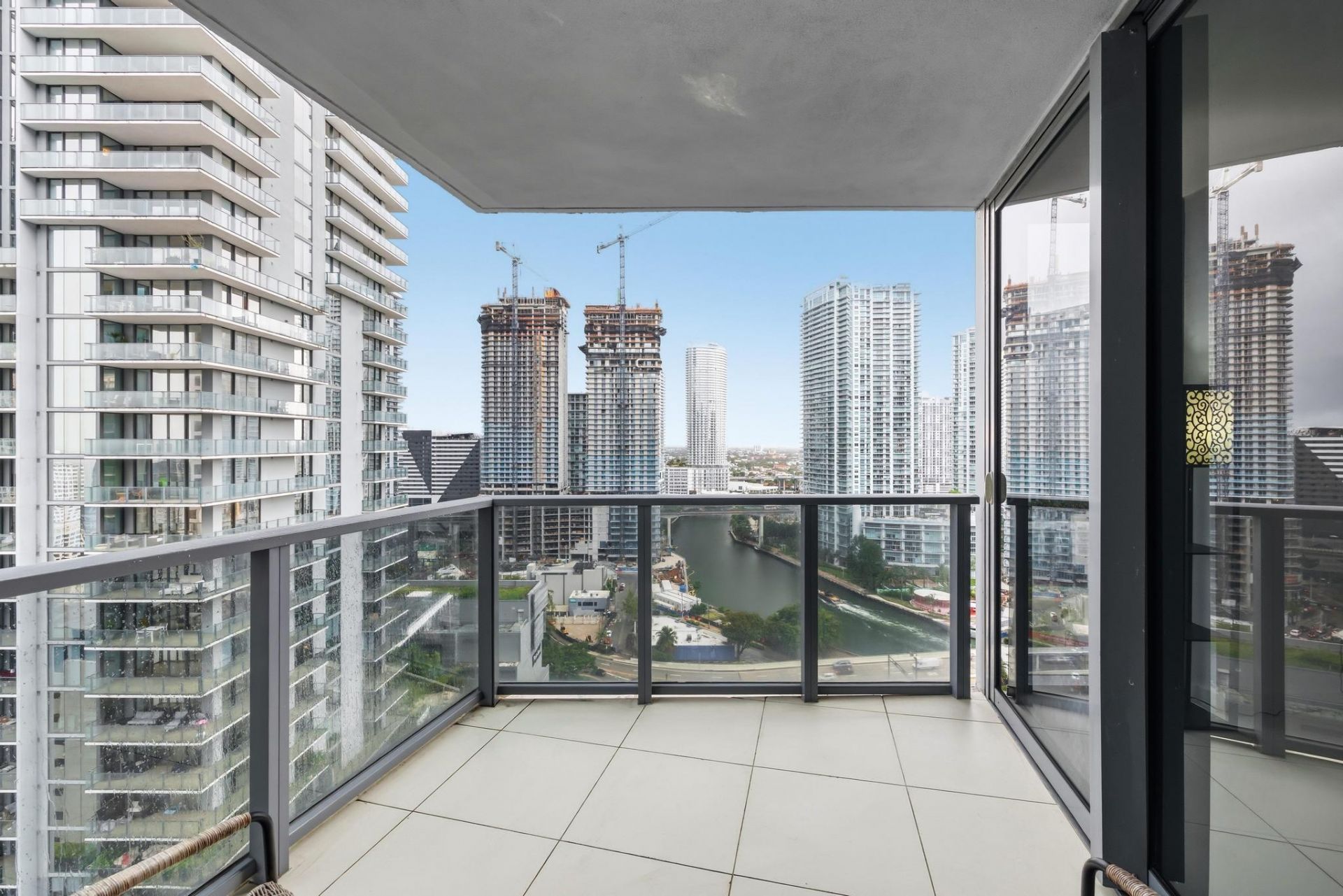 31 SE 6th Street, Unit 2601, Miami, FL 33131 Photo