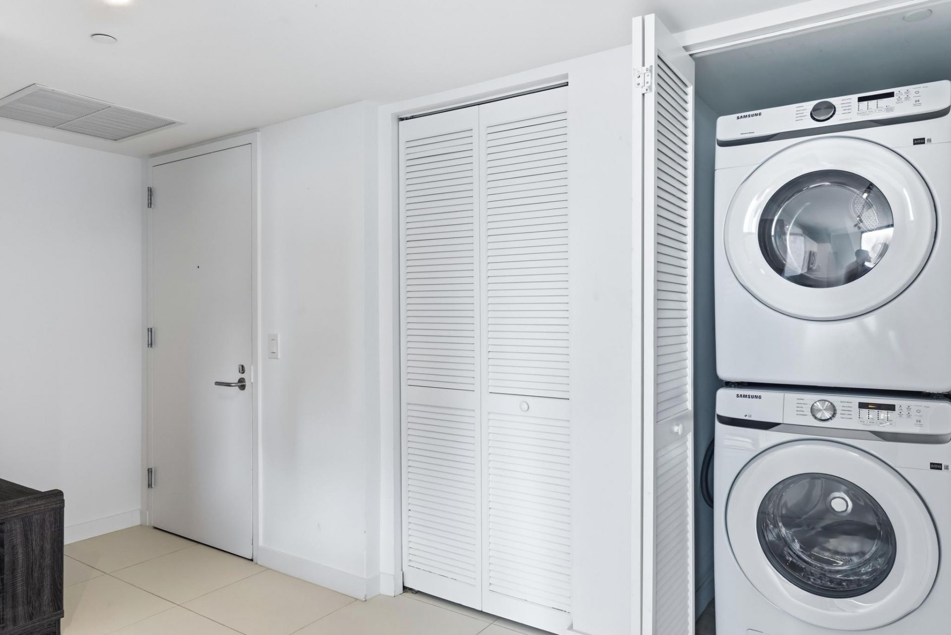 31 SE 6th Street, Unit 2601, Miami, FL 33131 Photo