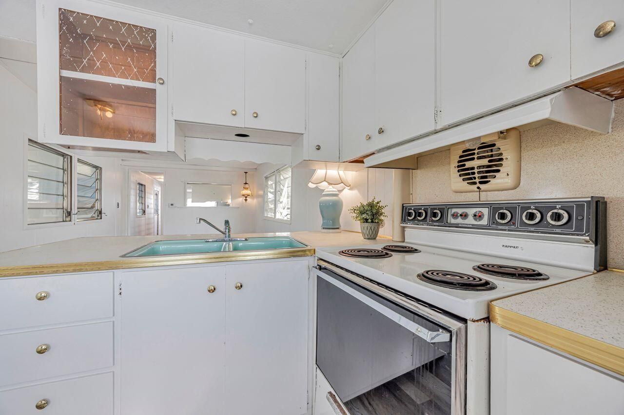 14556 Glenview Drive, Delray Beach, FL 33445 Photo