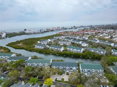 9936 INDIAN KEY TRAIL, Unit 22, SEMINOLE, FL 33776