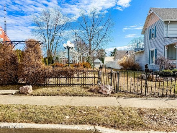 908 N Sugar Street, Celina, OH 45822