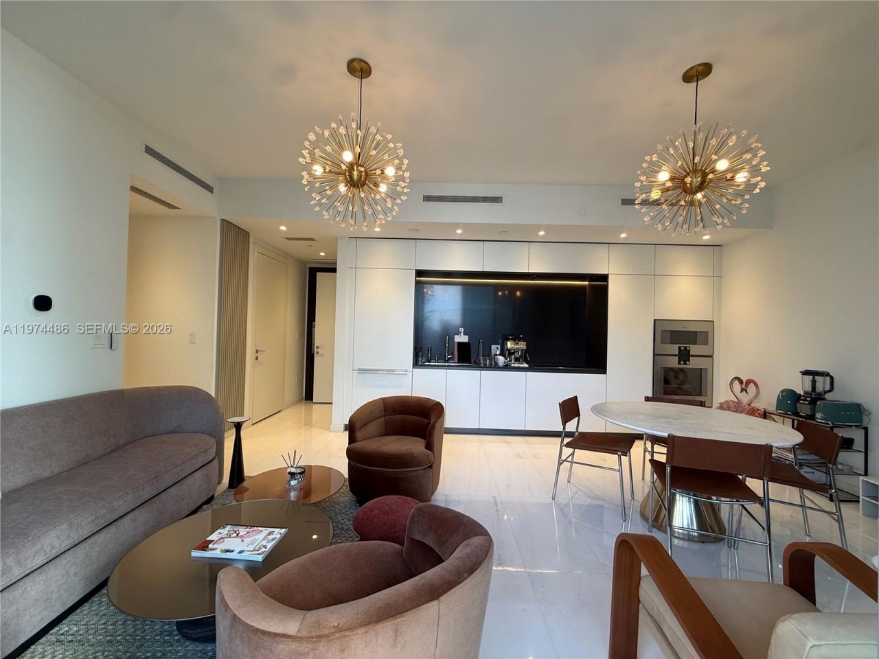 300 Biscayne Blvd Way , Unit 3908, Miami, FL 33131 Photo