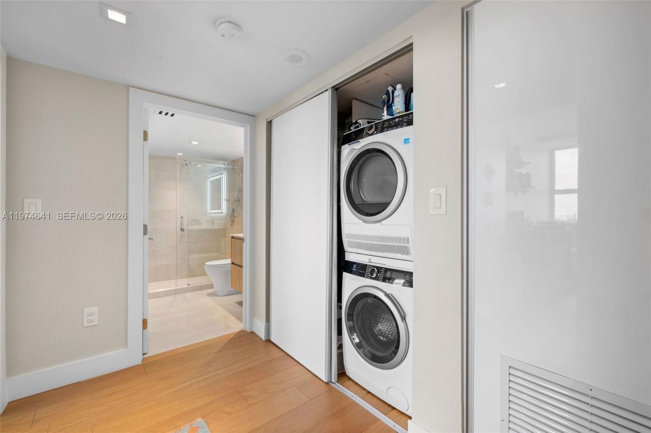 650 West Ave, Unit 908, Miami Beach, FL 33139 Photo