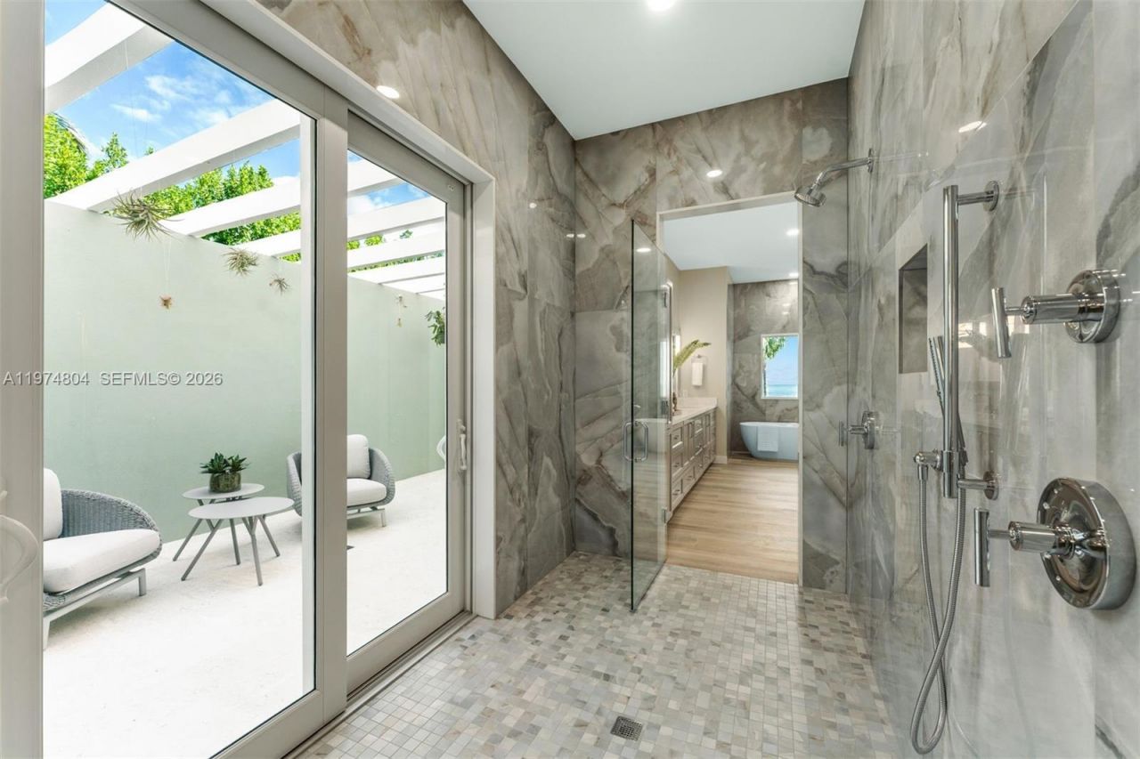 88351 Old Hwy, Islamorada, FL 33070 Photo