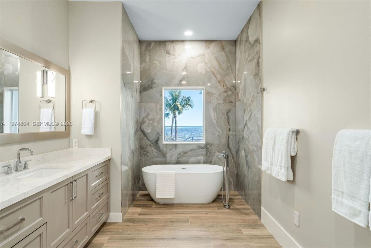 88351 Old Hwy, Islamorada, FL 33070 Photo