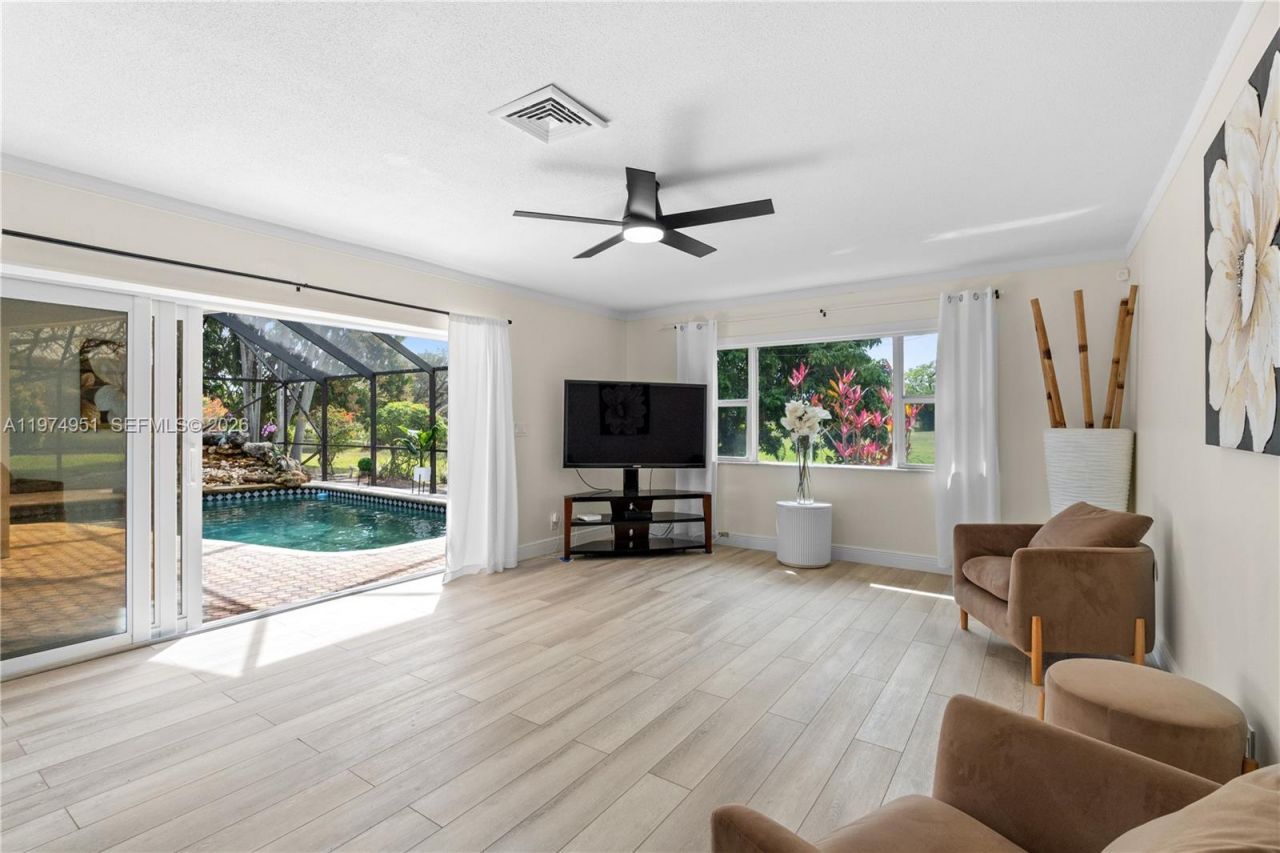 5706 Guava Dr, Tamarac, FL 33319 Photo