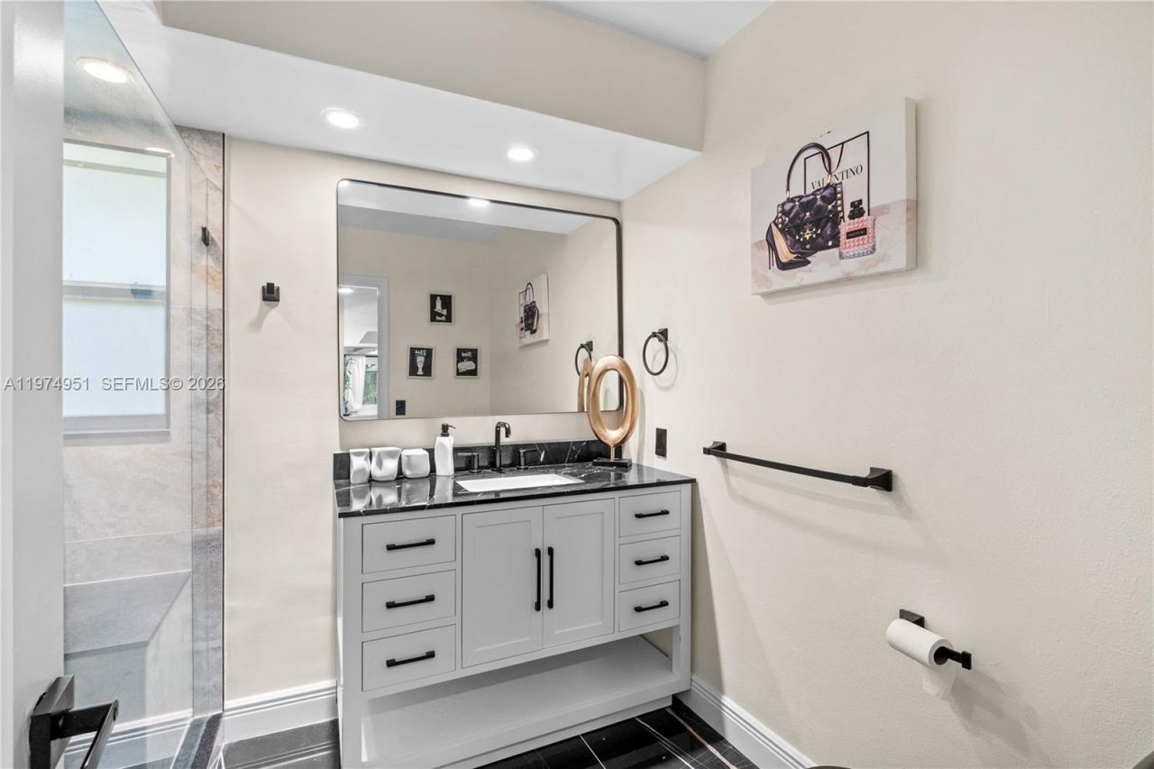 5706 Guava Dr, Tamarac, FL 33319 Photo