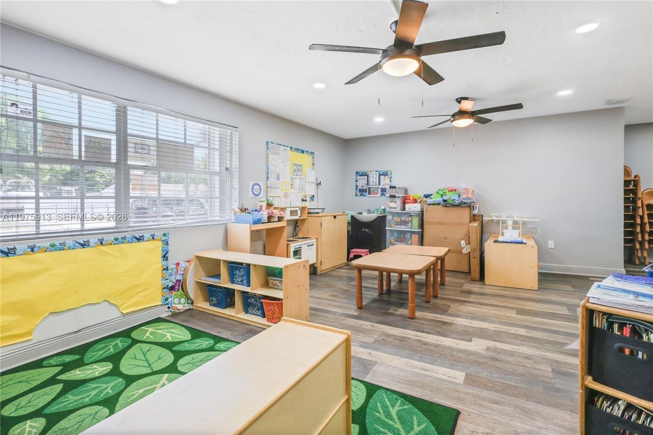 2570 NW 152nd Ter , Miami Gardens, FL 33054 Photo