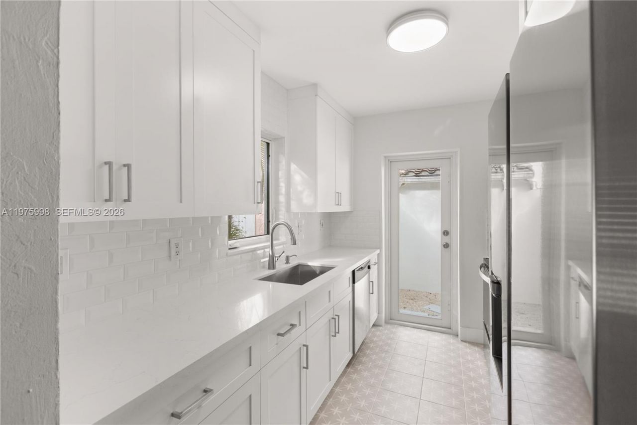 1222 Genoa St, Coral Gables, FL 33134 Photo
