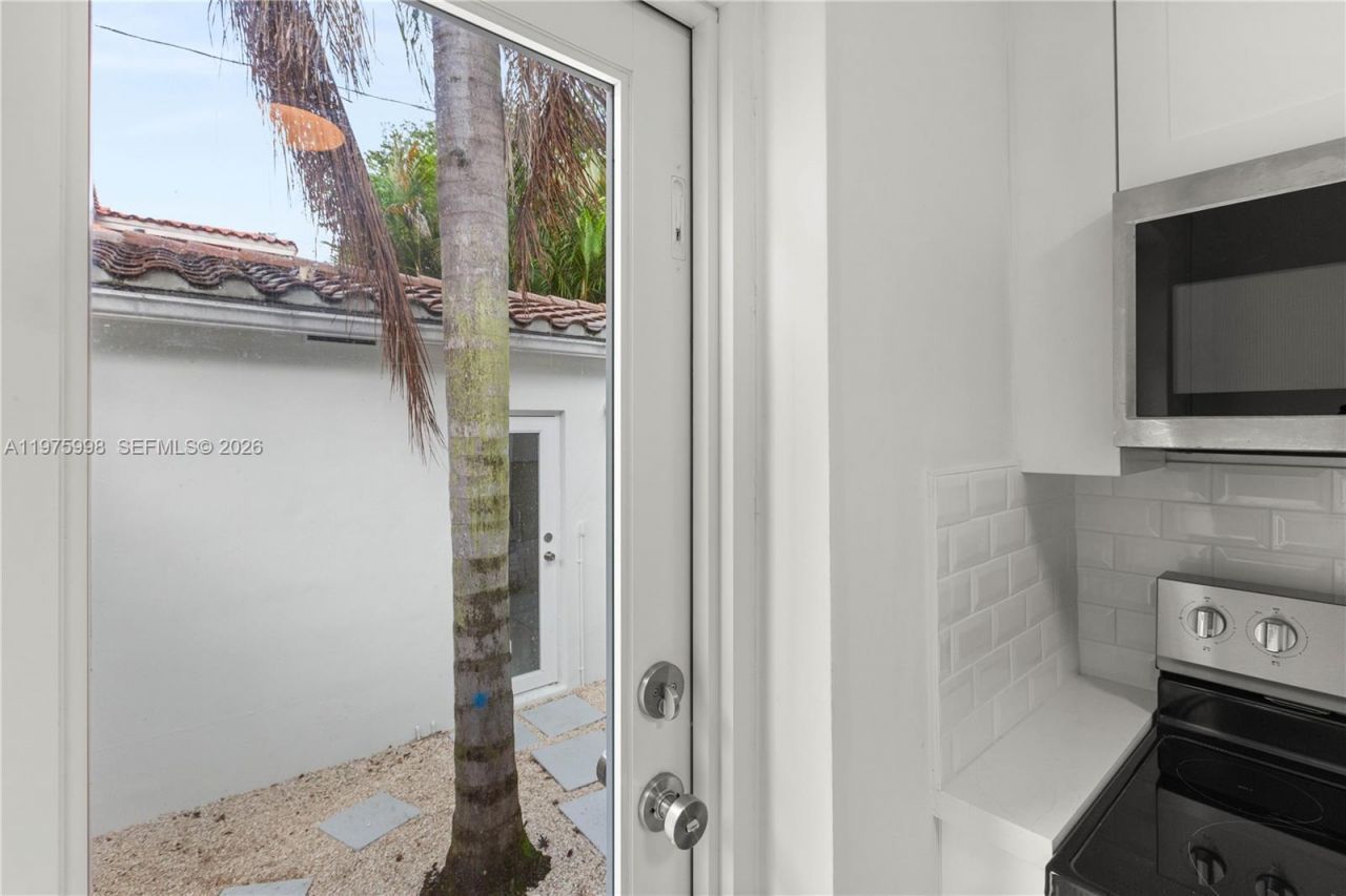 1222 Genoa St, Coral Gables, FL 33134 Photo